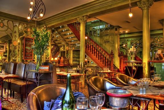 Les meilleurs bouillons parisiens pour les fêtes de Noël 2025